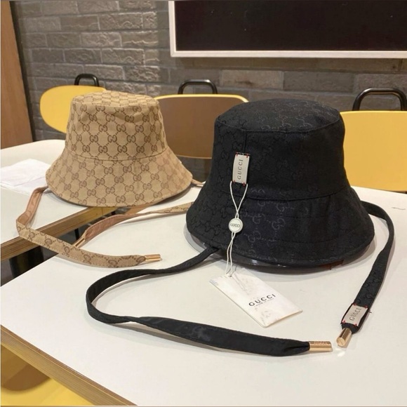 Gucci Beige GG Monogram Bucket Hat with Chin Straps - Picture 5 of 6